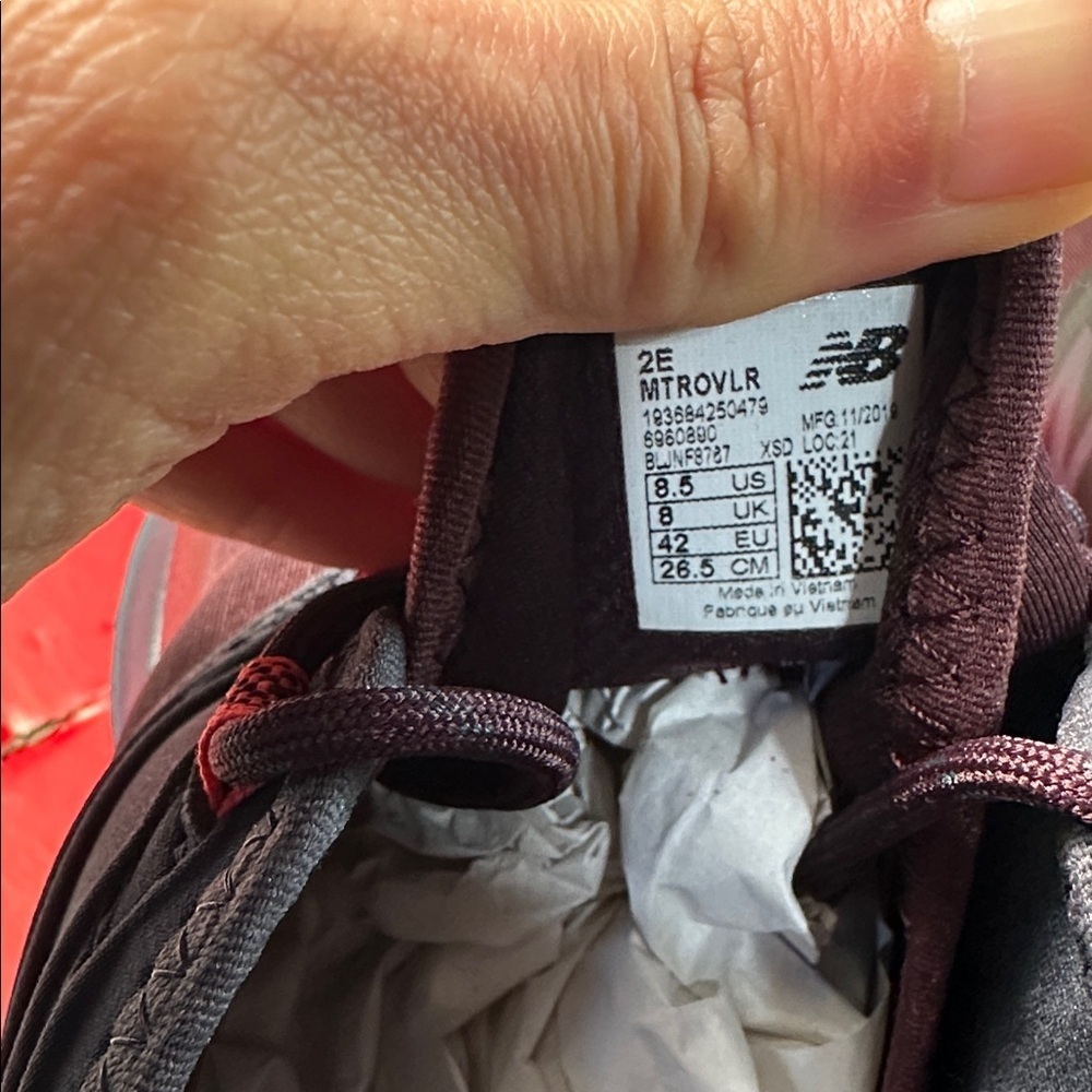 NIB New Balance Men's Fresh Foam Roav V1 Trail Running Shoe - Picture 9 of 10